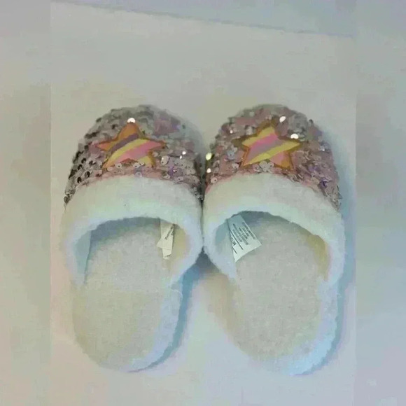 COZY STAR SEQUIN SLIPPERS SIZE 10/12 - Picture 1 of 3